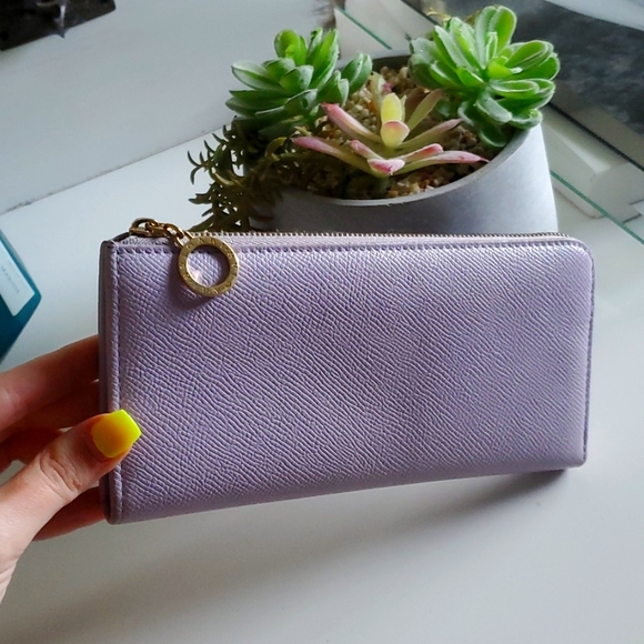Authentic Bvlgari Lavender Long L Zip Wallet - Picture 4 of 16